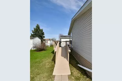 704 1st Street E, Milaca, MN 56353 - Photo 9