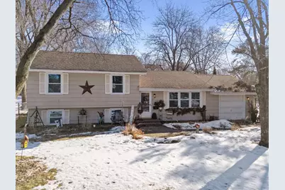 8717 Oxborough Avenue S, Bloomington, MN 55437 - Photo 5