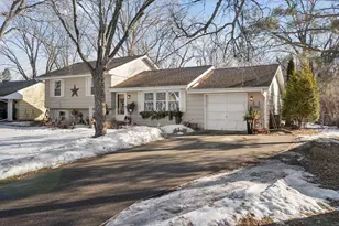 8717 Oxborough Ave S, Bloomington, MN 55437 - Photo 47