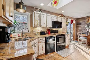 8717 Oxborough Ave S, Bloomington, MN 55437 - Photo 19