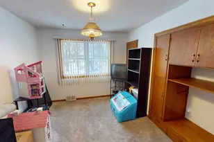 304 Secor Street N, Bricelyn, MN 56014 - Photo 7