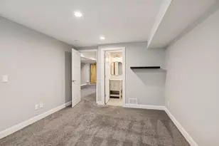 309 Ottawa Ave S, Golden Valley, MN 55416 - Photo 25