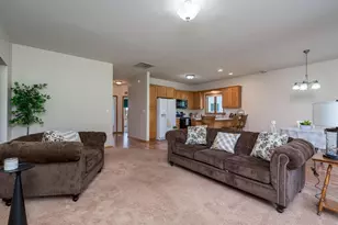 416 Buckshot Ct, Kenyon, MN 55946 - Photo 9