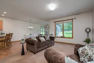 416 Buckshot Ct, Kenyon, MN 55946 - Photo 7