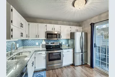 11421 Elmwood Avenue N, Champlin, MN 55316 - Photo 7