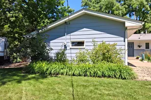 15880 Tonkawood Dr, Minnetonka, MN 55345 - Photo 51