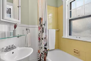 461 Cedar Lake Rd S, Minneapolis, MN 55405 - Photo 15