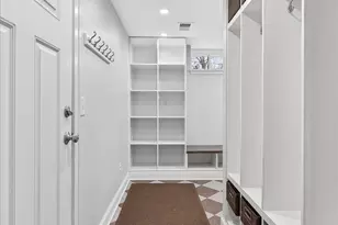 461 Cedar Lake Rd S, Minneapolis, MN 55405 - Photo 21