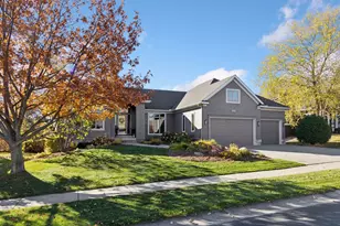 1207 Adrian Dr, Chaska, MN 55318 - Photo 77