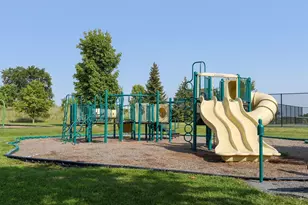 1207 Adrian Dr, Chaska, MN 55318 - Photo 95