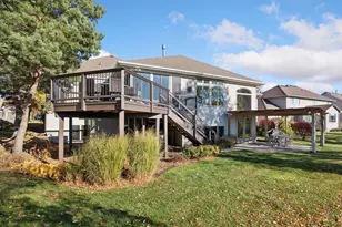 1207 Adrian Dr, Chaska, MN 55318 - Photo 83