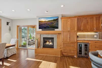 1207 Adrian Drive, Chaska, MN 55318 - Photo 25