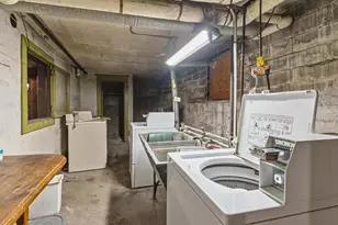 2425 Lyndale Ave S, Minneapolis, MN 55405 - Photo 79