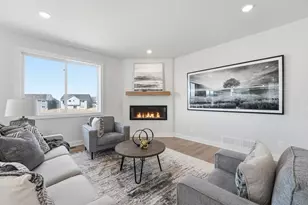 1703 Spruce St, Farmington, MN 55024 - Photo 9