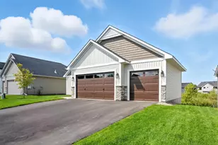 1703 Spruce St, Farmington, MN 55024 - Photo 3