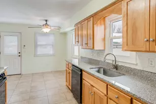 10608 Rhode Island Ave N, Brooklyn Park, MN 55445 - Photo 9