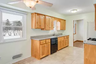 10608 Rhode Island Ave N, Brooklyn Park, MN 55445 - Photo 7