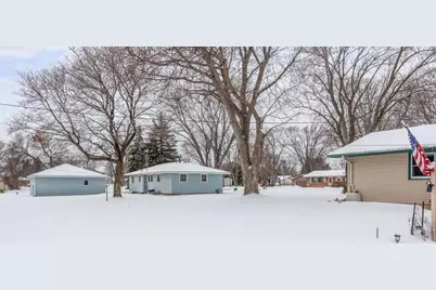 10608 Rhode Island Avenue N, Brooklyn Park, MN 55445 - Photo 29