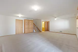 745 Sterling Ct, Mahtomedi, MN 55115 - Photo 31