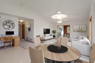 745 Sterling Ct, Mahtomedi, MN 55115 - Photo 3