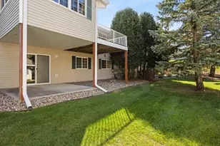 745 Sterling Ct, Mahtomedi, MN 55115 - Photo 21