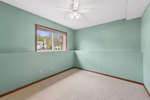 2187 Grimm Rd, Chaska, MN 55318 - Photo 27