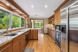 1628 Oakways St, Minnetonka, MN 55391 - Photo 13