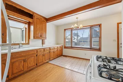 661 Surrey Avenue, Saint Paul, MN 55106 - Photo 3