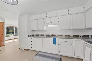 1403 12th N, Wahpeton,  58075 - Photo 11