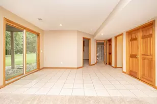 910 Deercreek Pkwy, Belle Plaine, MN 56011 - Photo 29