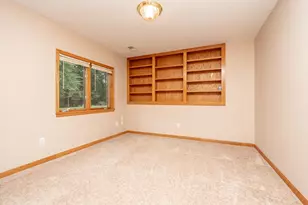 910 Deercreek Pkwy, Belle Plaine, MN 56011 - Photo 33