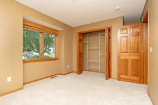 910 Deercreek Pkwy, Belle Plaine, MN 56011 - Photo 19