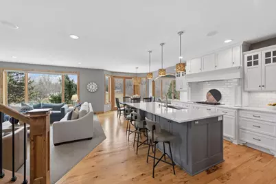 1072 Symphony Lane, Chaska, MN 55318 - Photo 5