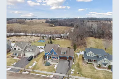 1072 Symphony Lane, Chaska, MN 55318 - Photo 41