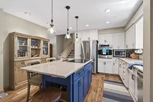 4717 Glenwood Ave, Golden Valley, MN 55422 - Photo 7