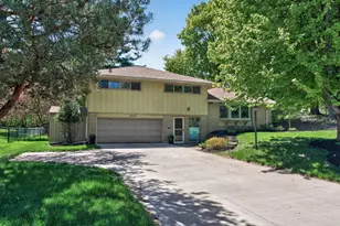 4717 Glenwood Ave, Golden Valley, MN 55422 - Photo 25