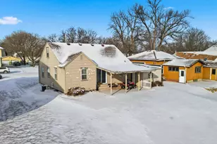 809 3rd St SW, Waseca, MN 56093 - Photo 31