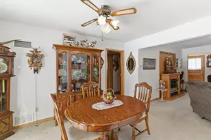 809 3rd St SW, Waseca, MN 56093 - Photo 5