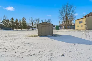 809 3rd St SW, Waseca, MN 56093 - Photo 29