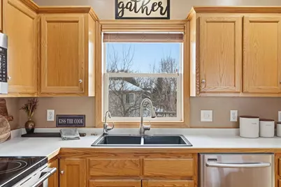 832 Deerfield Road, Watertown, MN 55388 - Photo 15