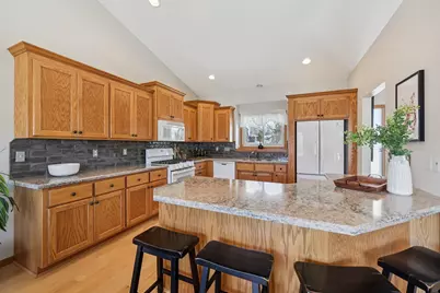 6806 Aldrich Avenue N, Brooklyn Center, MN 55430 - Photo 23