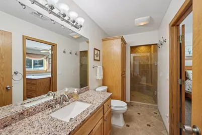 6806 Aldrich Avenue N, Brooklyn Center, MN 55430 - Photo 35