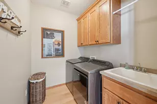 6806 Aldrich Ave N, Brooklyn Center, MN 55430 - Photo 21