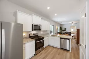 311 Redwood St N, Cambridge, MN 55008 - Photo 3