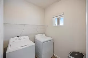 311 Redwood St N, Cambridge, MN 55008 - Photo 35