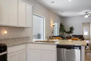 311 Redwood St N, Cambridge, MN 55008 - Photo 5
