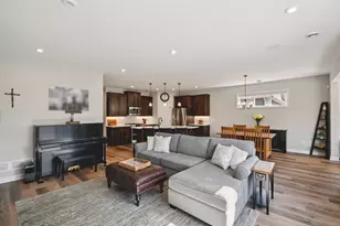 1976 Mulberry Ln, Carver, MN 55315 - Photo 11