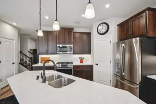 1976 Mulberry Ln, Carver, MN 55315 - Photo 7