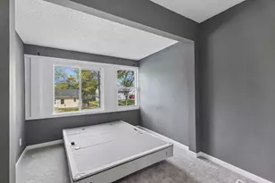 1726 4th St E, Saint Paul, MN 55106 - Photo 11