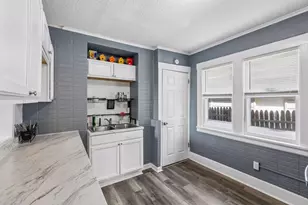 1726 4th St E, Saint Paul, MN 55106 - Photo 13